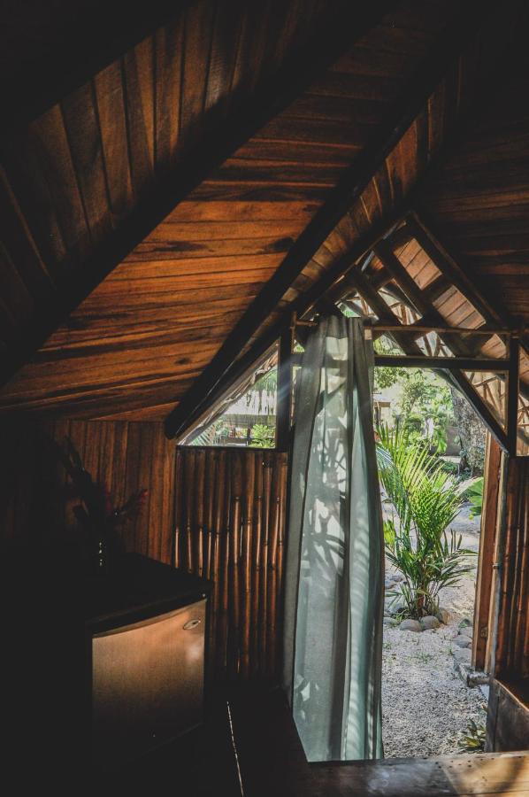 Хостел Lost Boyz Playa Santa Teresa  Екстер'єр фото